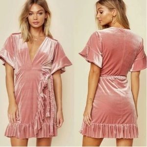 Storia Ruffle Velvet Wrap Dress sz small